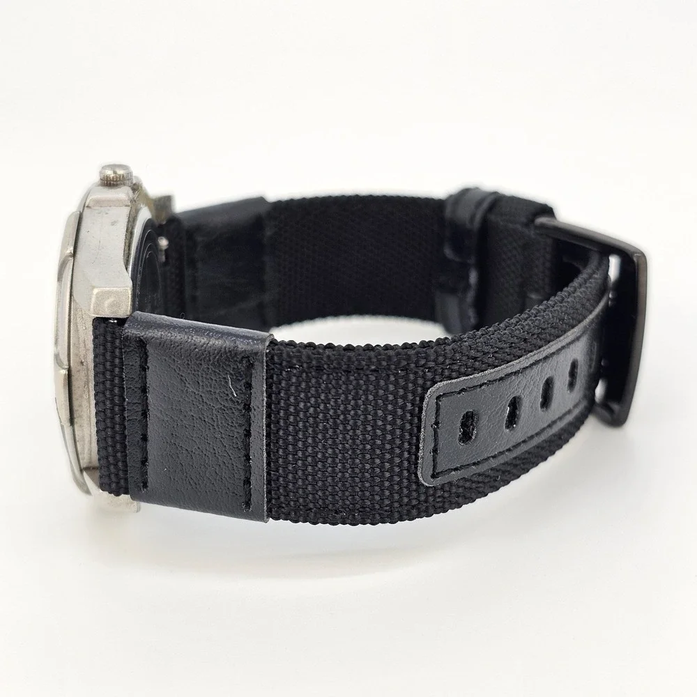 VTG Timex Men's Watch 38MM New Black Nylon Bands New Battery LIGHT‎ NOT WORKING